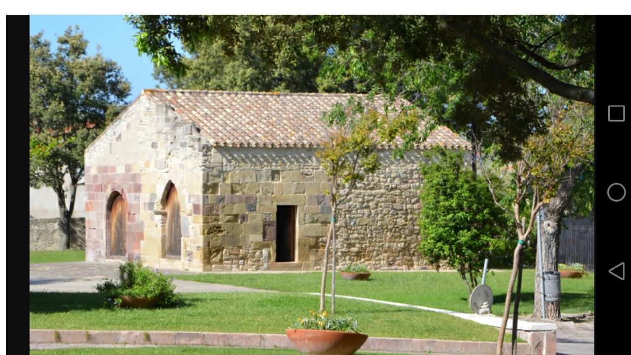 B&B Casa Piras Iun3880 Barùmini Kültér fotó